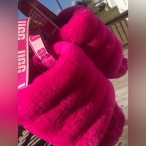 Ugg slippers more pictures